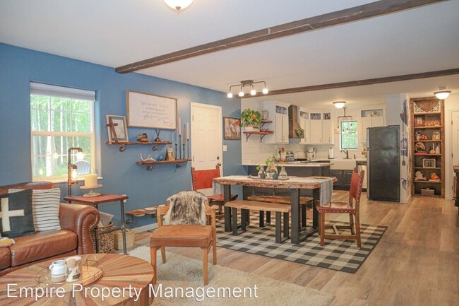 Building Photo - 3 br, 3 bath House - 2700 Roland Road