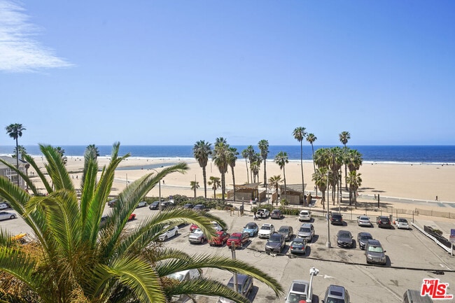 Building Photo - 1751 Appian Wy