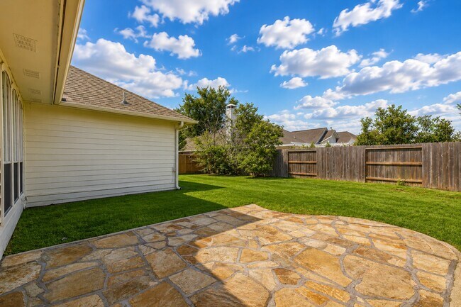 Building Photo - 1714 Bumelia Ct