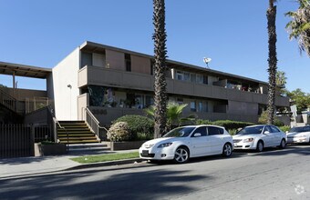 Building Photo - 3595e