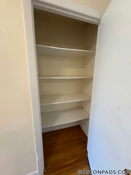 Building Photo - 66 Homer Ave