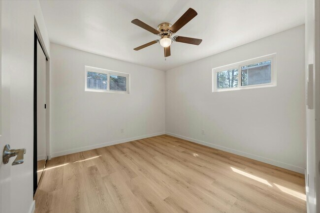 Building Photo - 6165 Severin Dr
