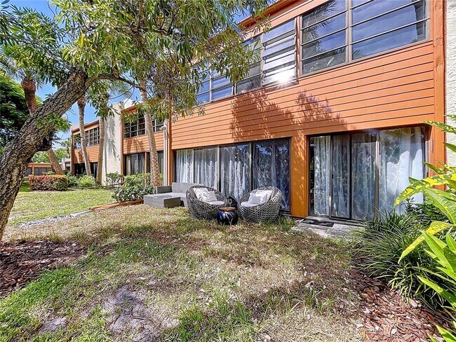 Building Photo - 151 Wild Palm Dr