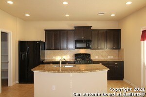 Building Photo - 9118 Hogarten