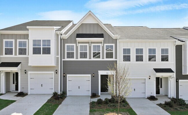 Building Photo - 152 Fideaux Blvd