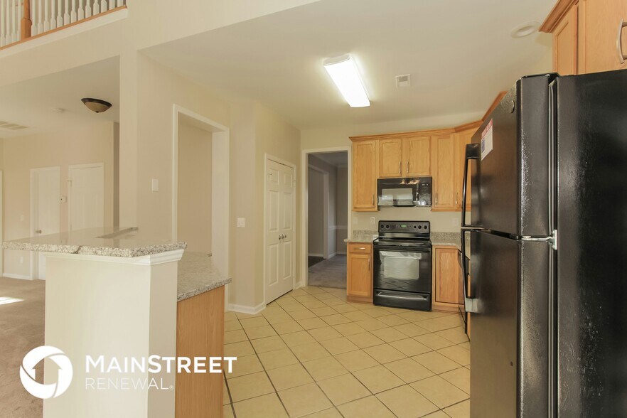 Building Photo - 10152 Spring Park Dr