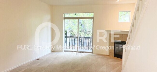 Building Photo - 1572 SW 175th Ave