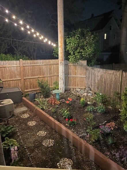 Building Photo - 37 Farquhar St