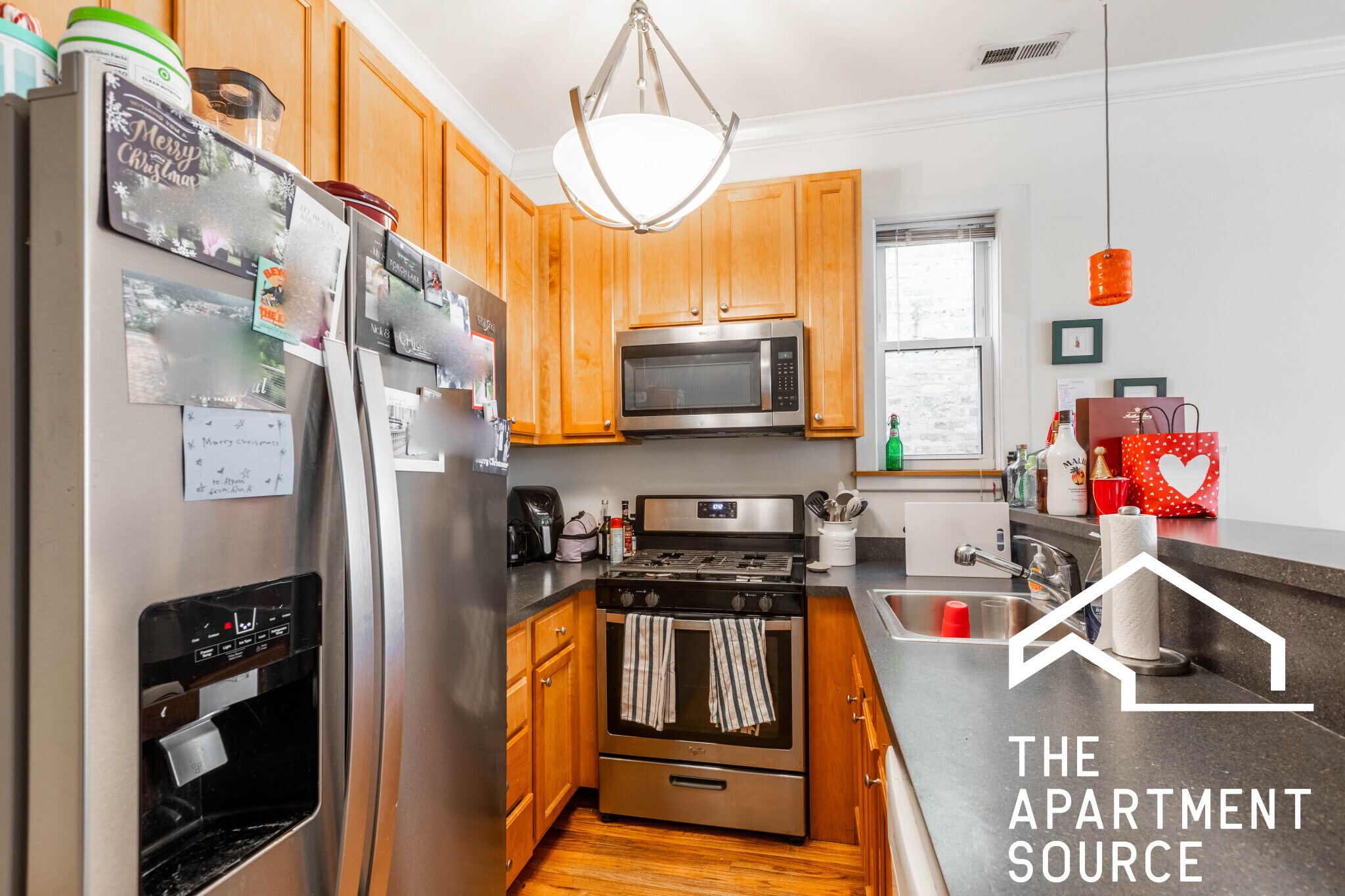 Building Photo - 1314 W Roscoe St