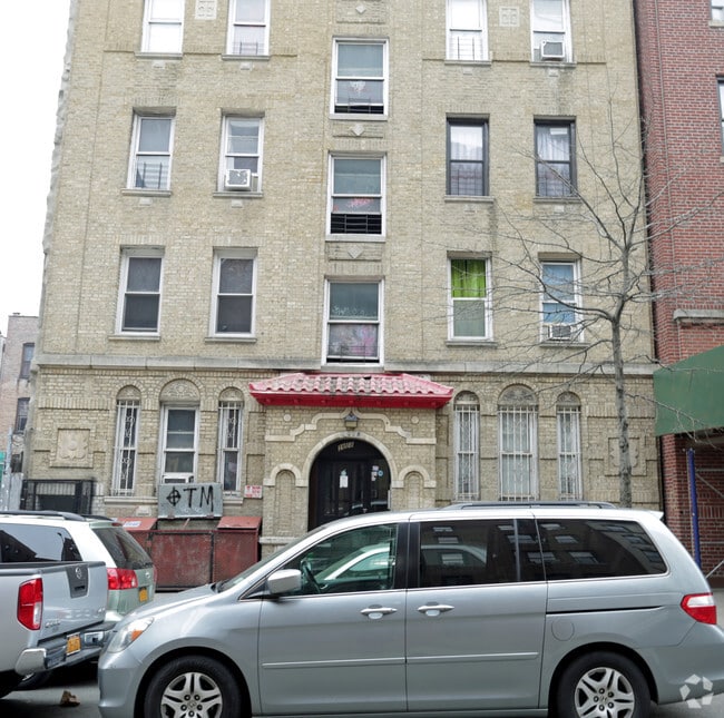 Building Photo - 2608 Briggs Ave