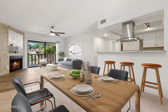 Building Photo - 8649 E Royal Palm Rd