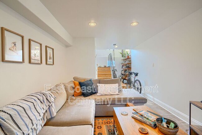 Building Photo - 1321 Cooksie St