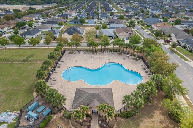 Building Photo - 520 Pheasant Dr