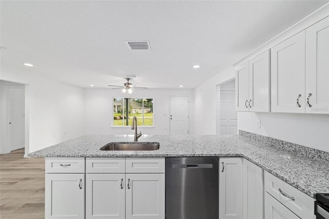 Building Photo - 874 NE 130th Terrace