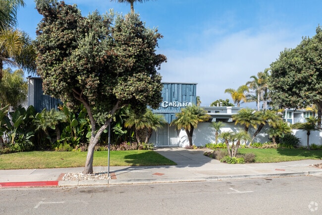 Primary Photo - La Cabana