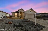 Building Photo - 924 Coyote Melon Dr