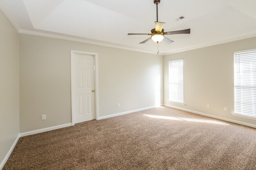 Building Photo - 5078 Mabry Ln