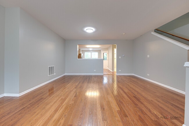 Building Photo - 496 Belvedere Ln