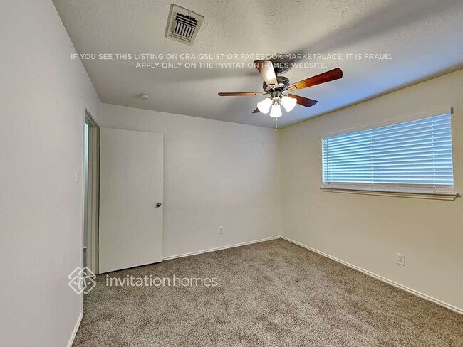 Building Photo - 4034 Broken Elm Dr