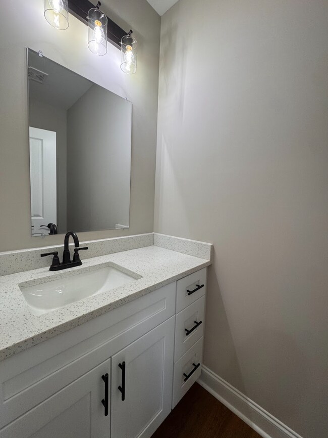 Building Photo - Spacious 5-Bedroom Greenville Home with 3.5 Baths, 2-Car Garage & Walkout Basement
