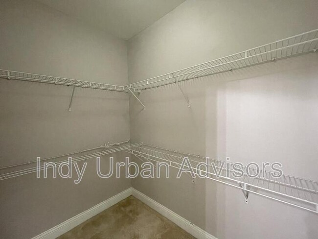 Building Photo - 355 E Ohio St