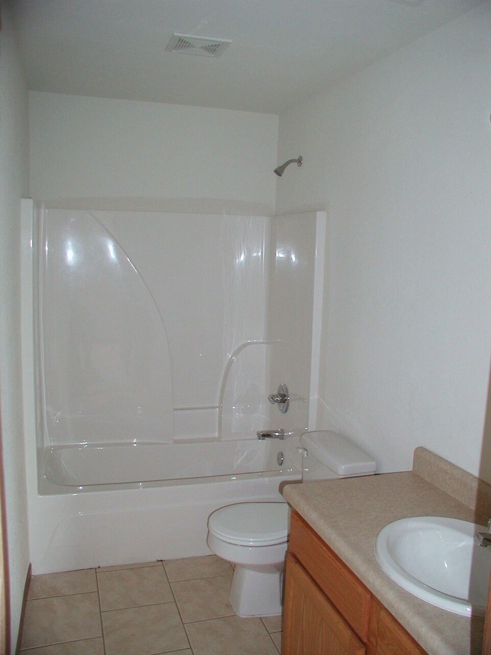 Master Bath - 1020 Augusta Ln