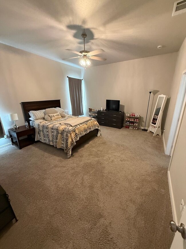 Building Photo - 3/2/2 in West Lubbock!