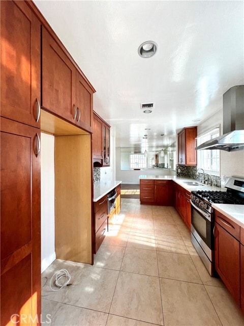 Building Photo - 1029 S El Molino St