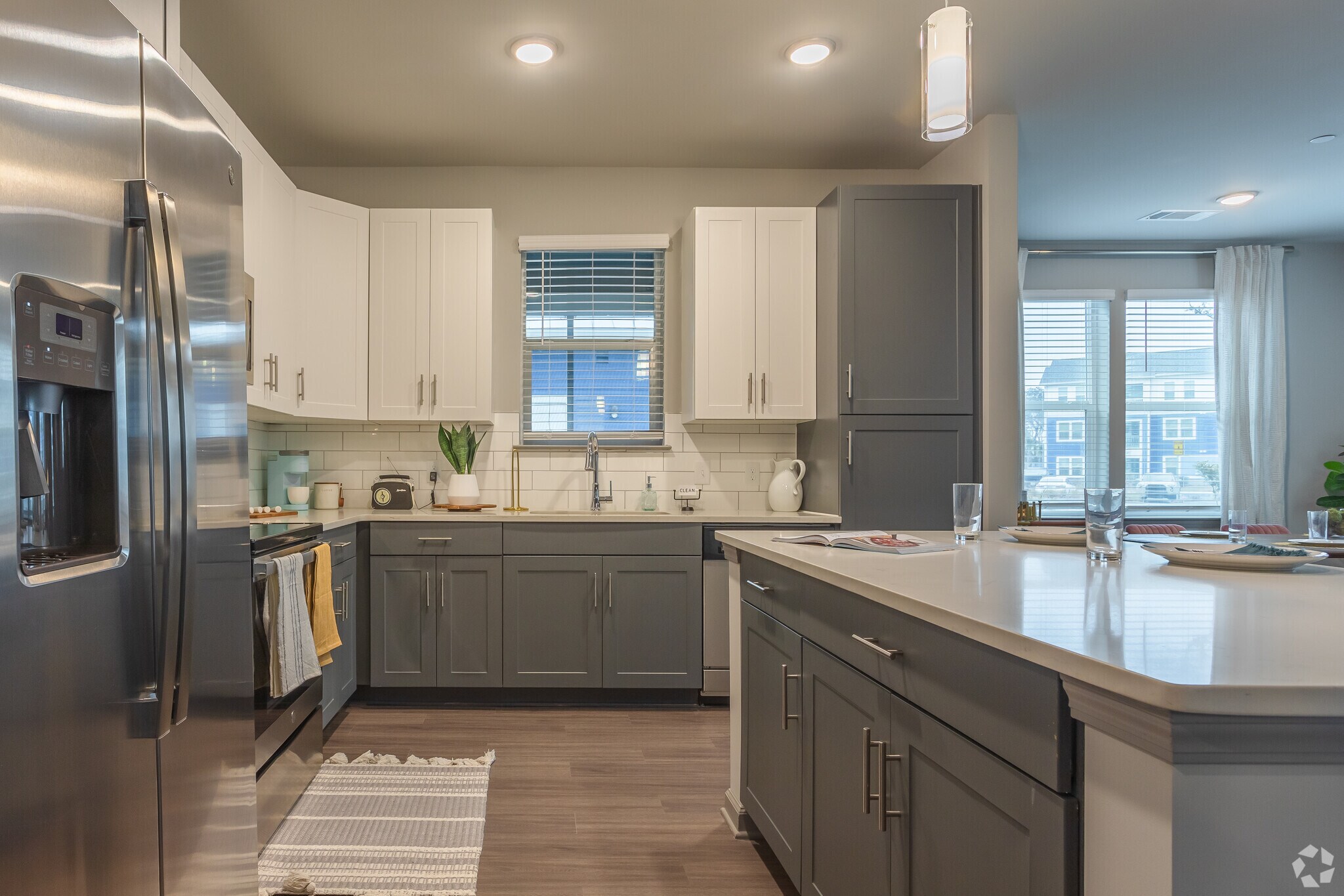 Kitchen Appliances - Overlook Point