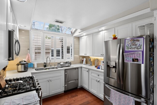 Building Photo - 12912 Carmel Creek Rd