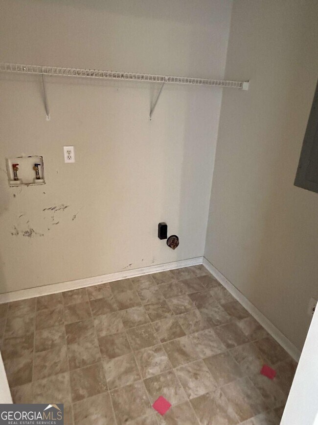 Building Photo - 361 Brickleberry Ridge