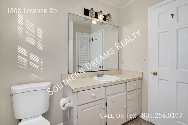 Building Photo - 1808 Lowder Dr