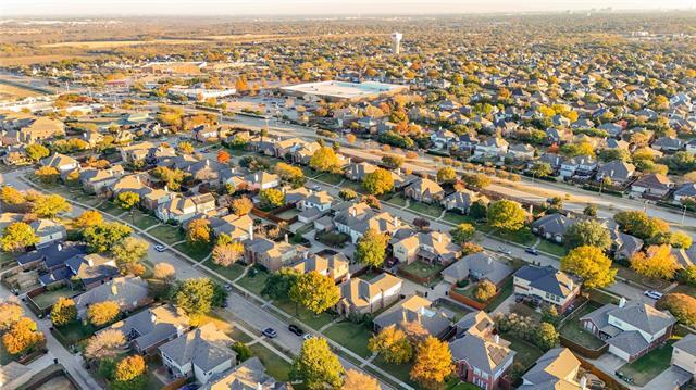 Building Photo - 2444 Elm Leaf Ln