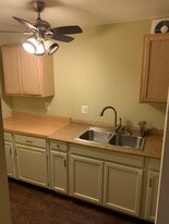 Building Photo - 4609 Luxberry Dr