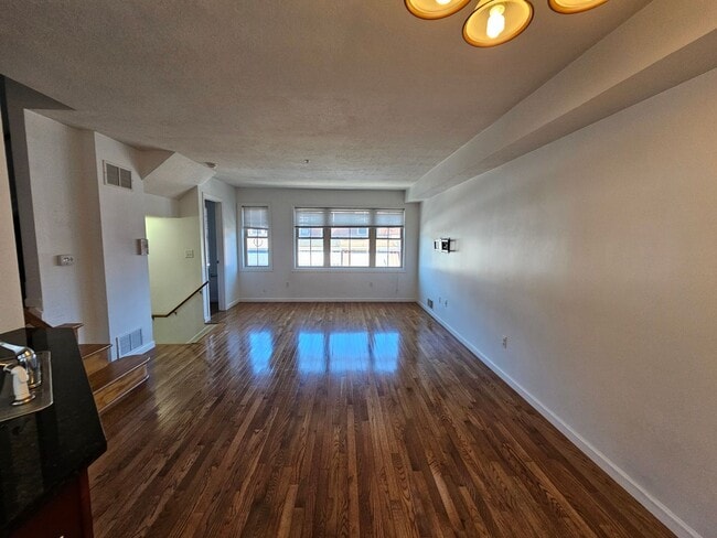 Primary Photo - Amazing 2 bedroom apartment in Lawrencevil...