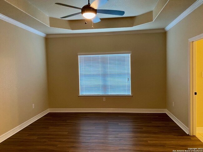 Building Photo - 8634 Shady Mountain