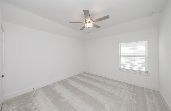 Building Photo - 31815 Pecan Mdw Ln