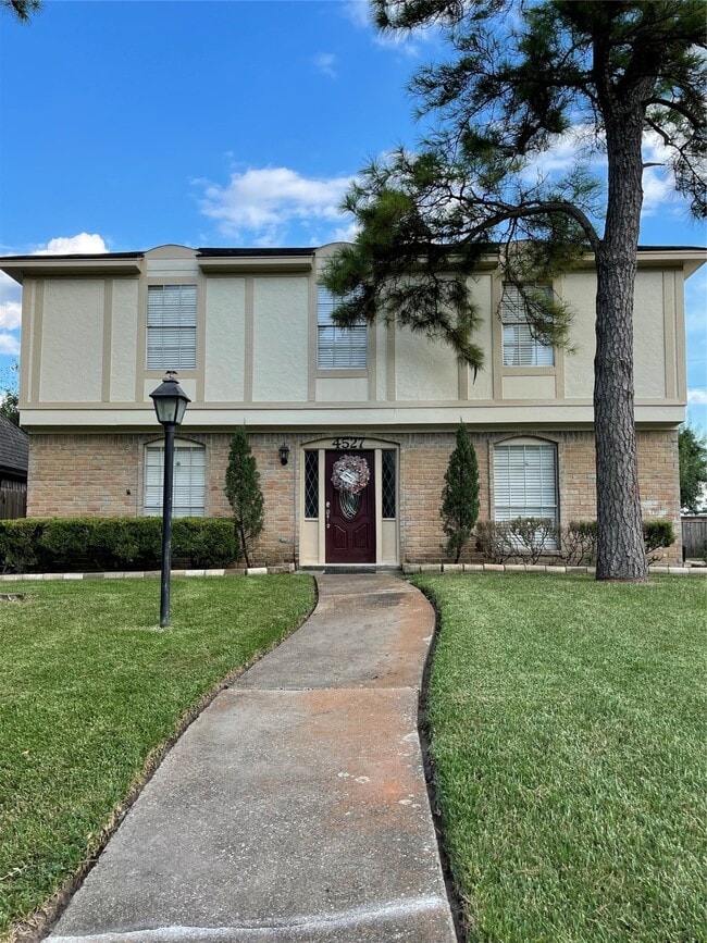 Primary Photo - 4527 Geneva Dr