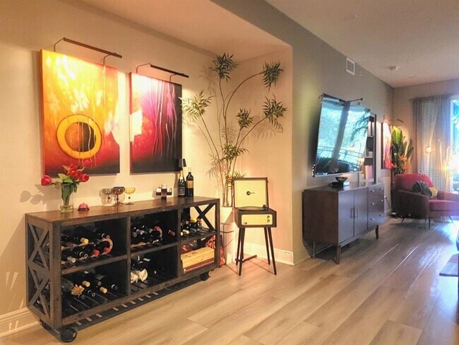 Building Photo - 7194 Key Haven Rd