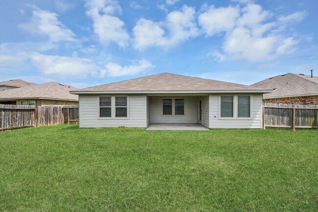 Building Photo - 21314 Sleepy Willow St