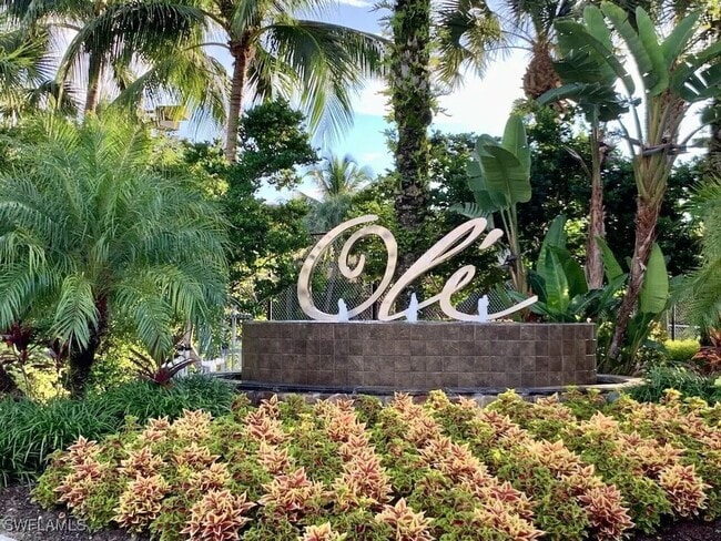 Primary Photo - 9081 Albion Ln S