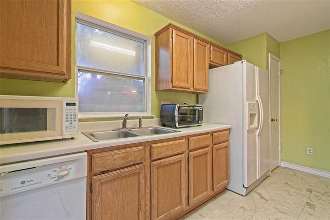 Building Photo - 14207 Anita Marie Ln