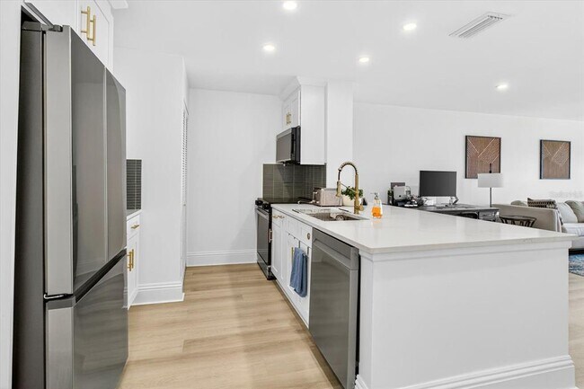 Building Photo - 29254 Bay Hollow Dr