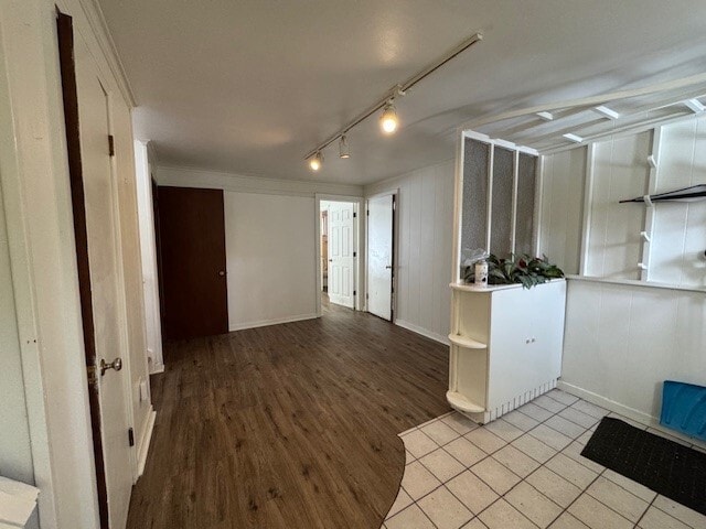 Building Photo - 812 Dickinson Dr