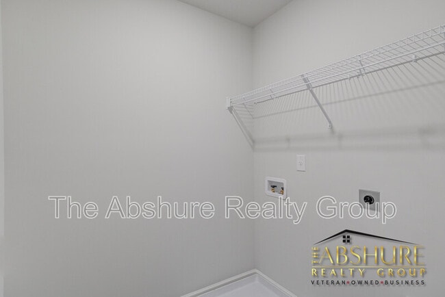Building Photo - 507 Flat Ford Rd