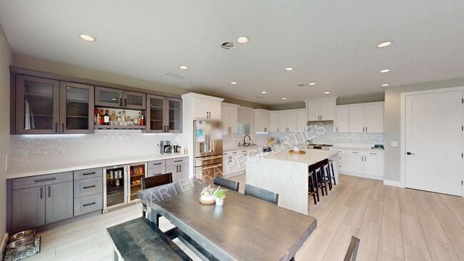 Building Photo - Beautiful 4-Bedroom, 2.5-Bath Home with Po...