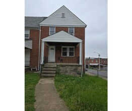 Building Photo - 823 N Woodington Rd