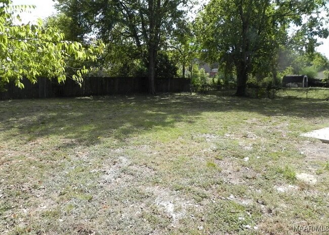 Building Photo - 2724 Endicott Dr