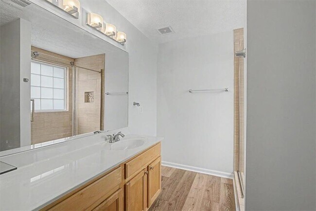 Building Photo - 980 Windcroft Cir NW