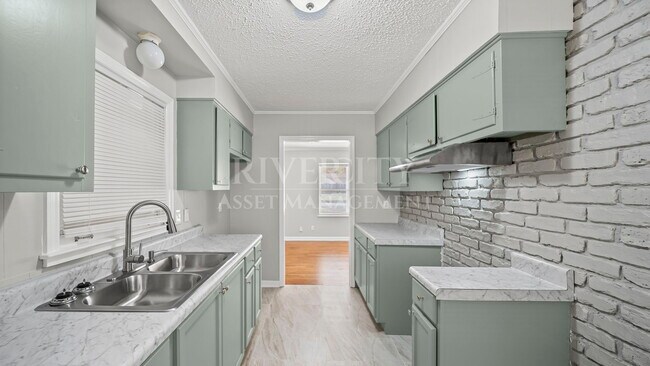 Building Photo - 3770 Wisteria Cove